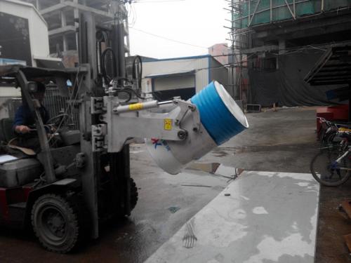 180 ° ටිප් ඩ්‍රම් ක්ලැම්ප්